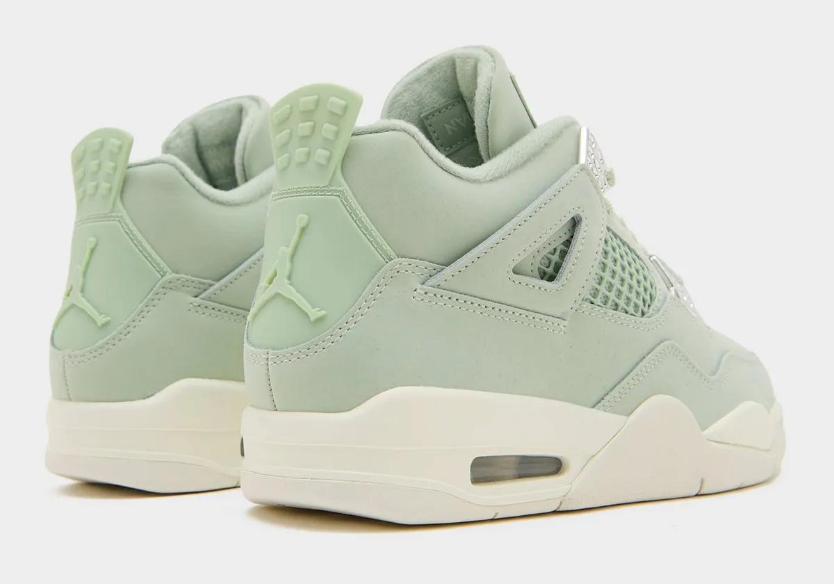 Air Jordan 4 Retro 'Seafoam Sail'