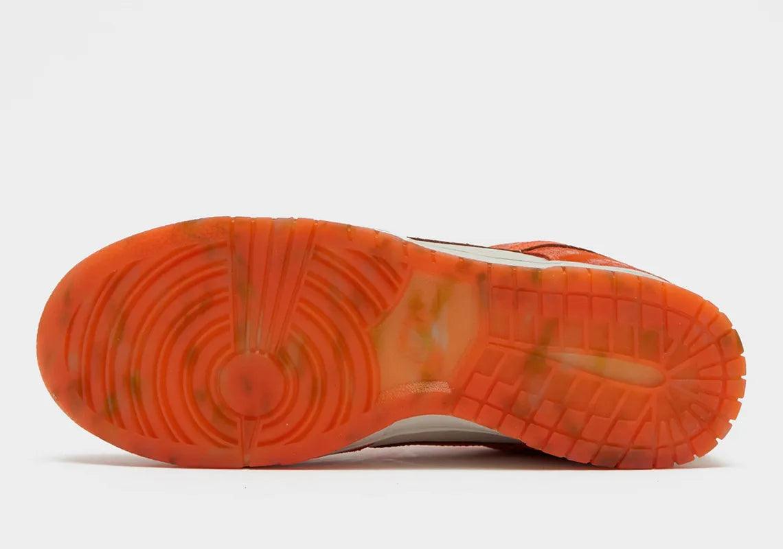 Dunk Low 'Cracked Orange' (W) - Sneakerhype
