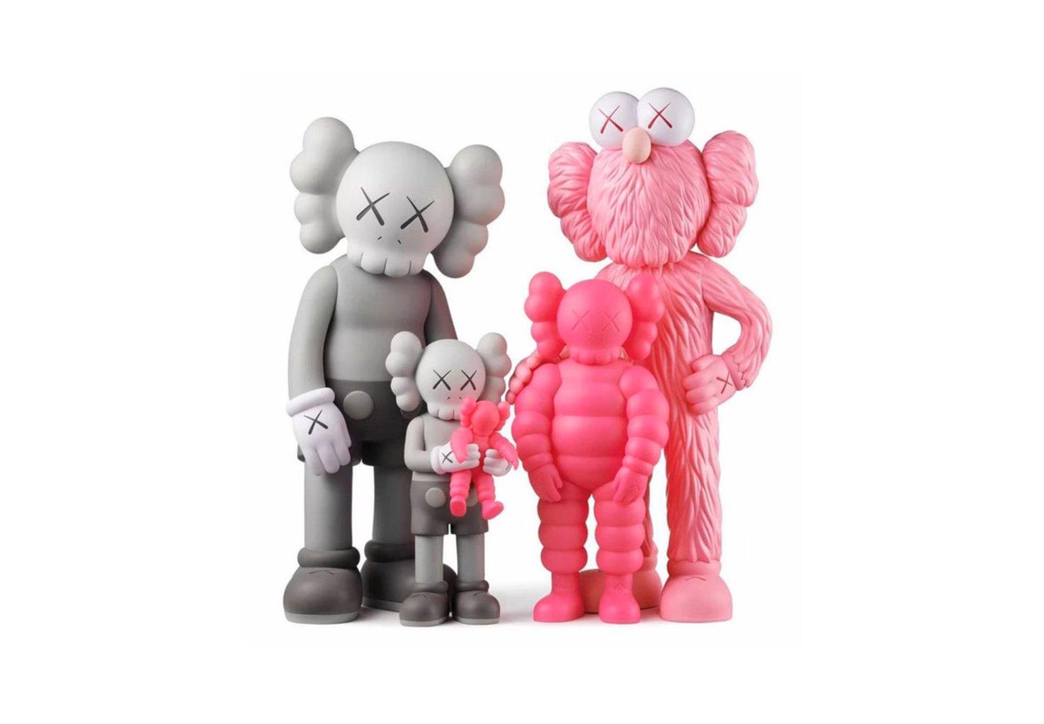 KAWS Family Vinyl Figures - Sneakerhype