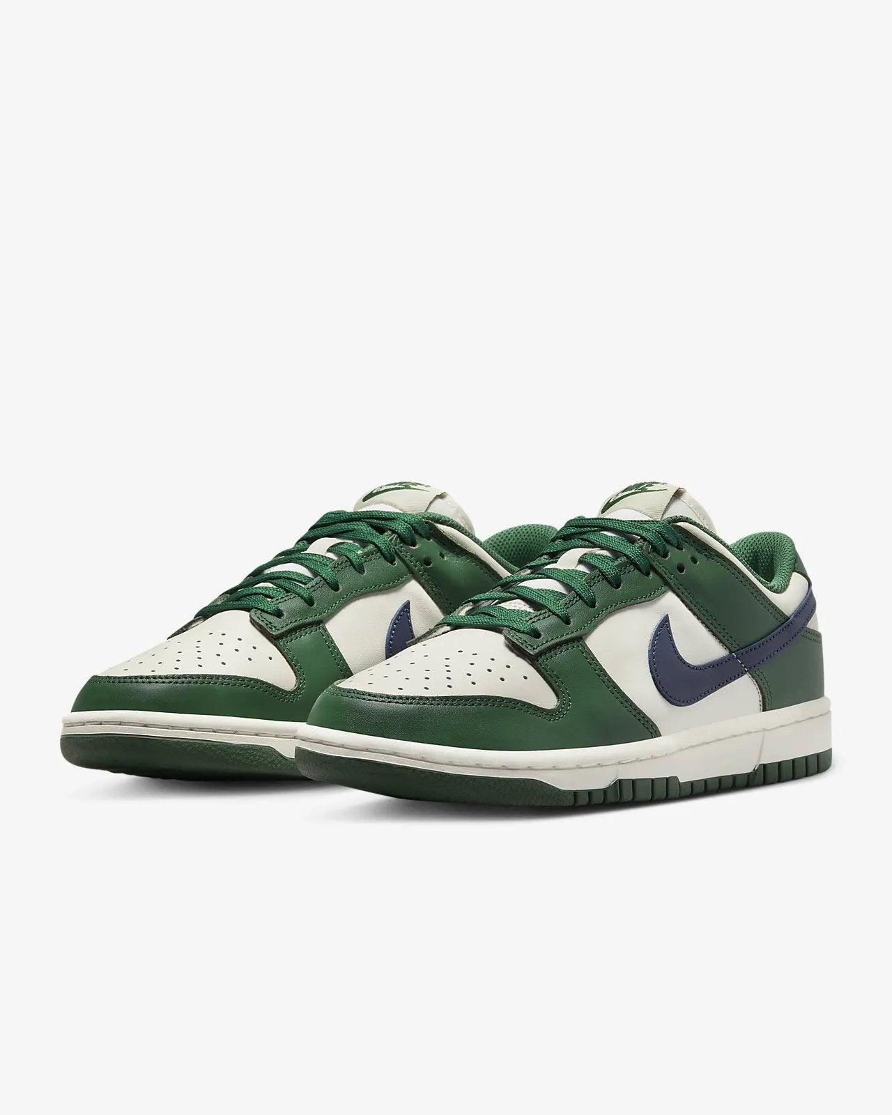 Nike Dunk Low 'Gorge Green' (W) - Sneakerhype
