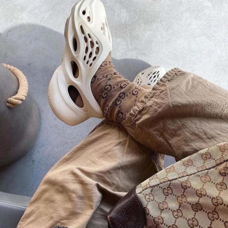 Yeezy 700 sand hotsell